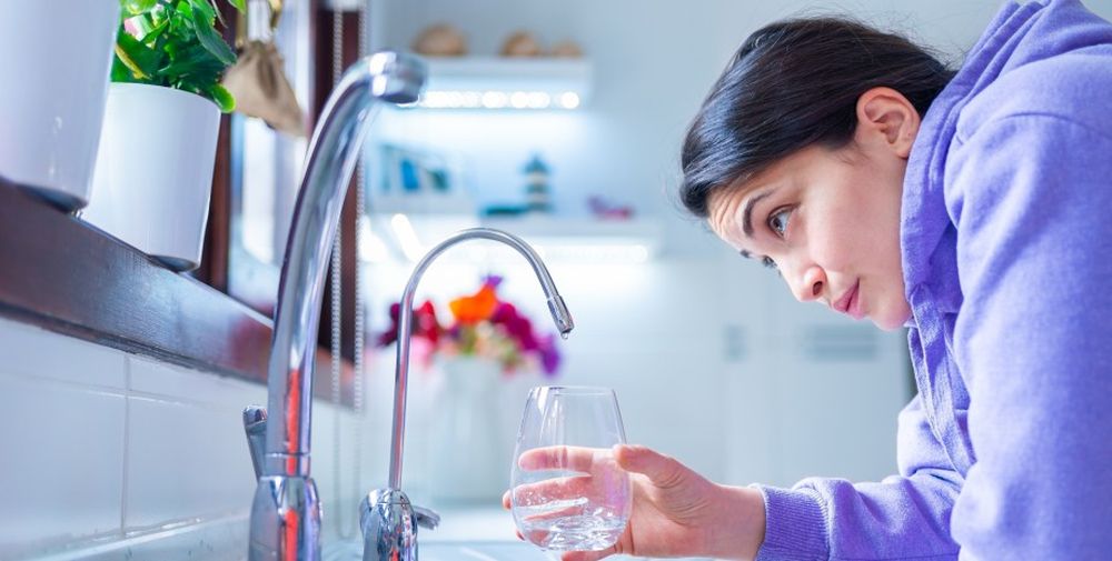 У Вінниці боржникам за воду перекривають каналізацію