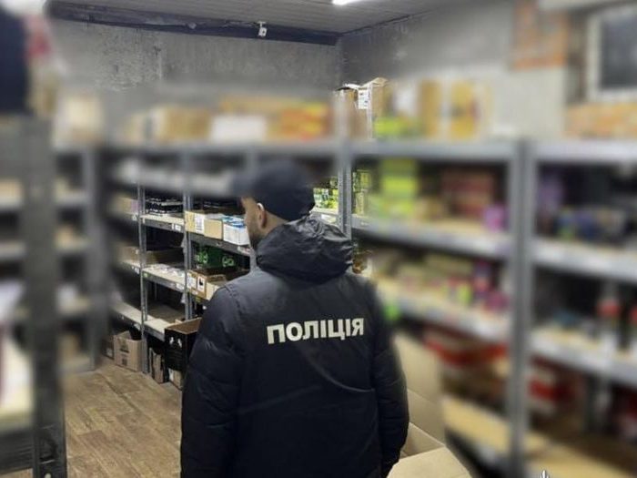 На Хмельниччині викрили масштабну схему збуту контрафакту для електронних сигарет