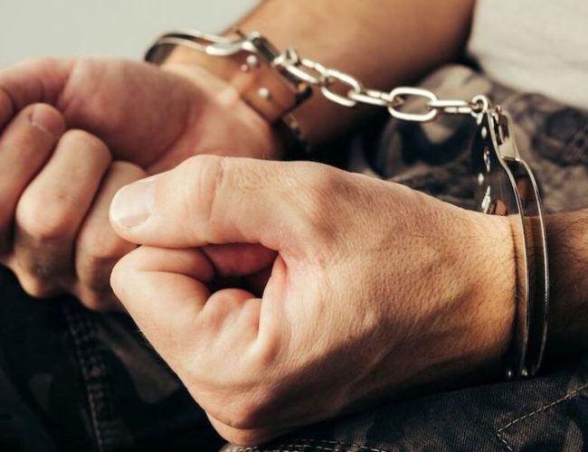 На Хмельниччині чоловіка судитимуть за систематичне психологічне насильство в родині