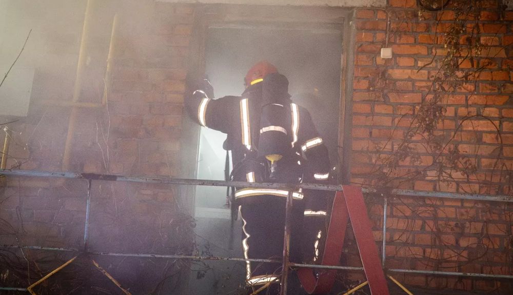 На Хмельниччині за добу рятувальники ліквідували чотири пожежі