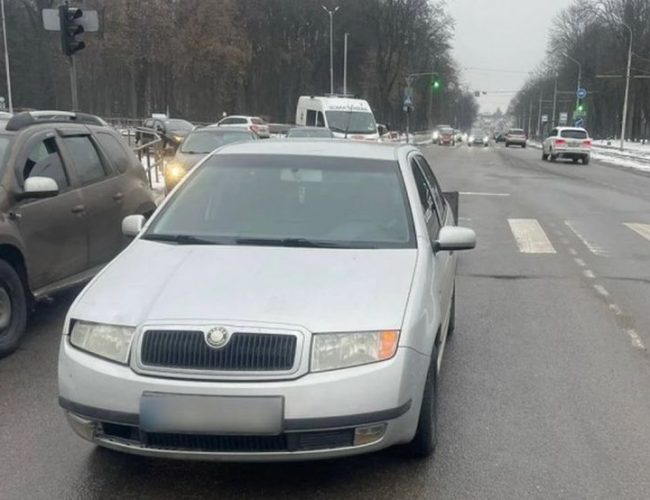 У Вінниці водій Skoda збив 10-річного хлопчика на пішохідному переході