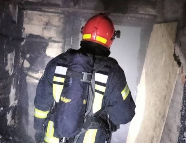 На Хмельниччині під час пожеж загинули двоє людей