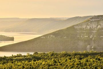 На Хмельниччині планують створити водний мегакурорт на Бакоті