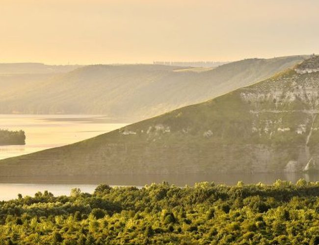 На Хмельниччині планують створити водний мегакурорт на Бакоті