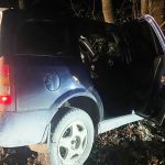 На Хмельниччині водій загинув у ДТП, врізавшись у дерево