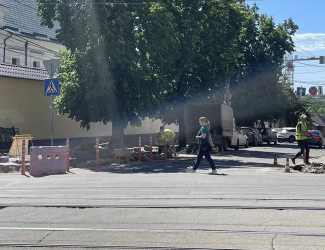 У Вінниці в центрі міста звужують дорогу заради безбар’єрного простору