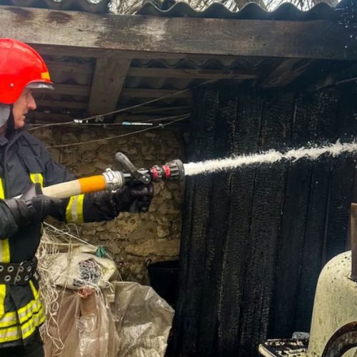 На Вінниччині через дитячі пустощі з вогнем горіли будівлі у двох громадах